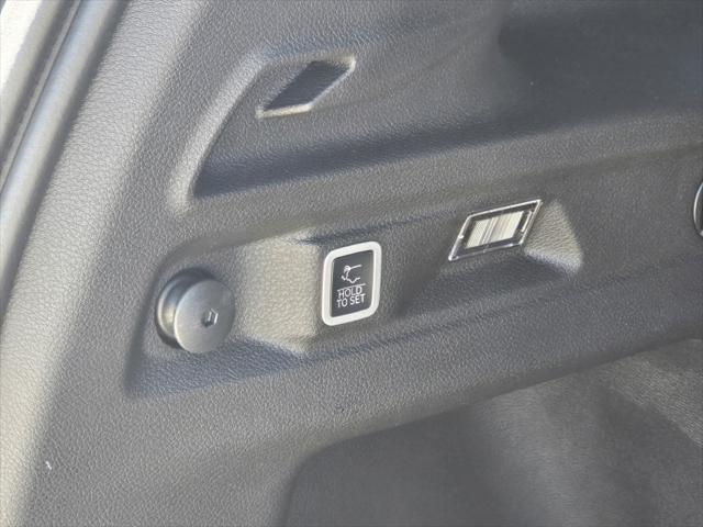 new 2025 Jeep Grand Cherokee L car, priced at $43,875