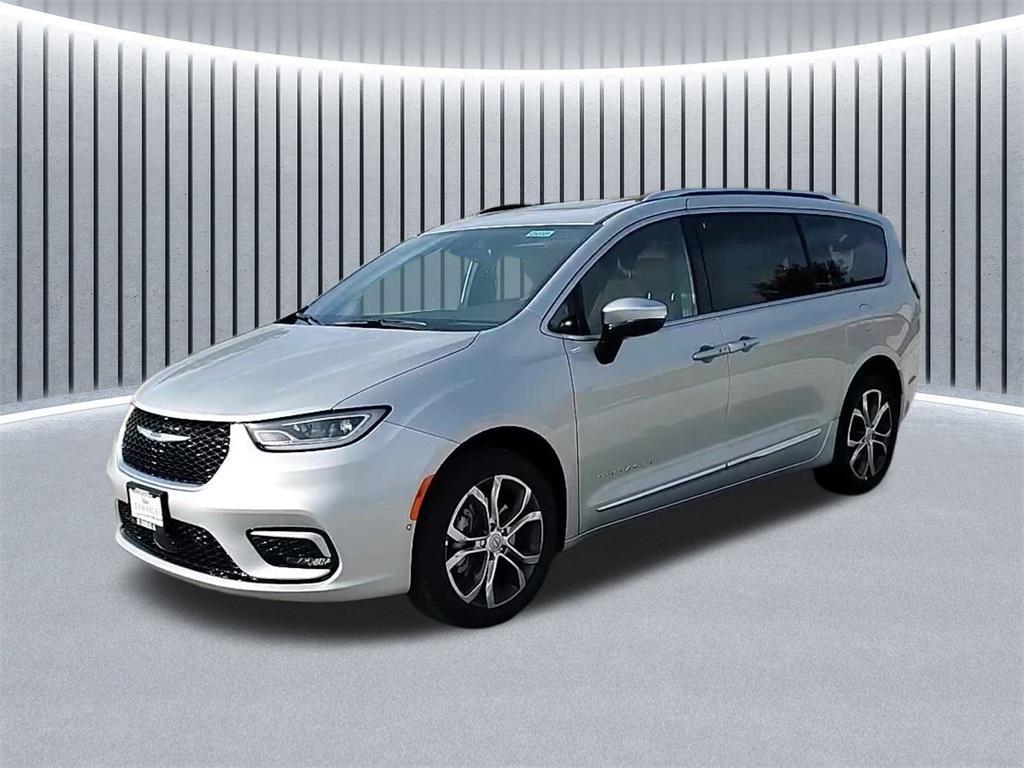 new 2026 Chrysler Pacifica car, priced at $53,894
