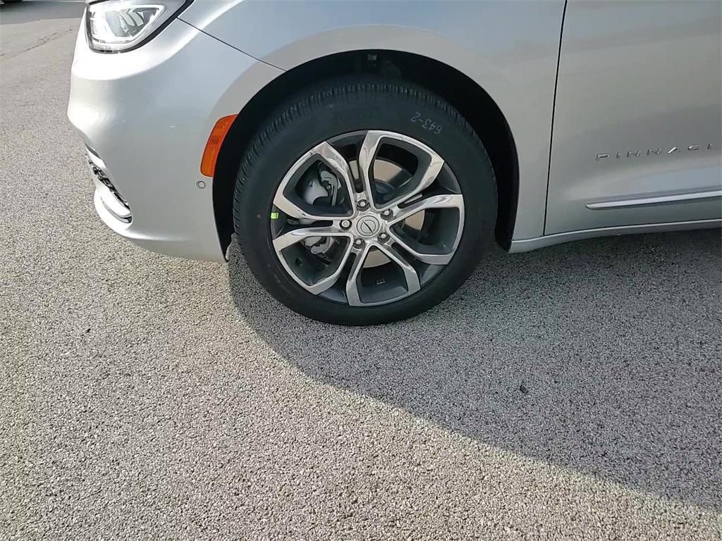 new 2026 Chrysler Pacifica car, priced at $53,894