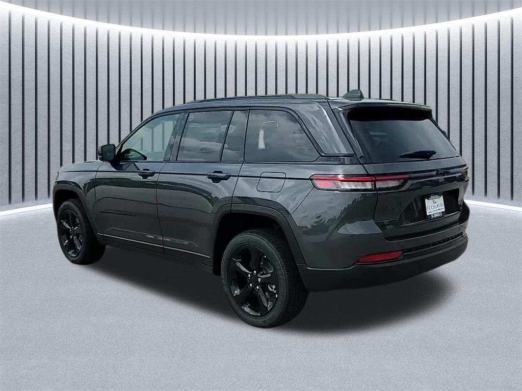 new 2025 Jeep Grand Cherokee car, priced at $42,739