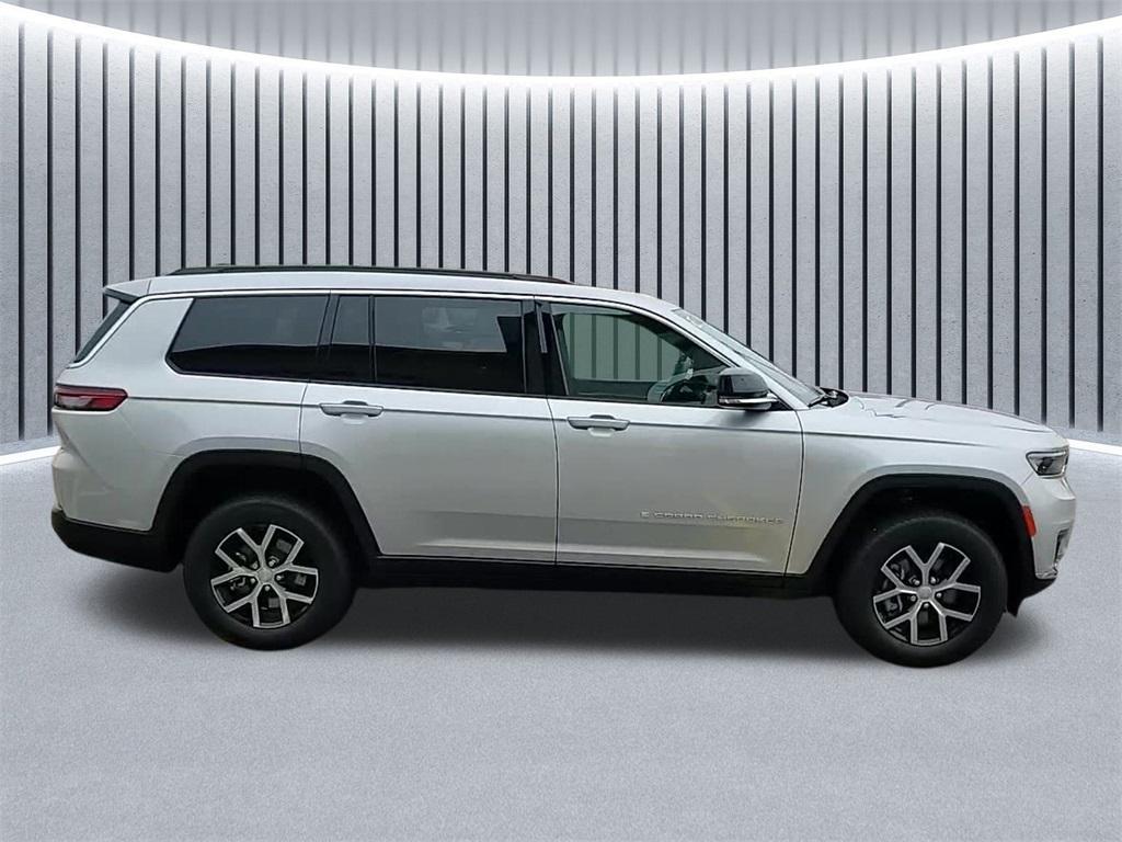 new 2025 Jeep Grand Cherokee L car, priced at $46,899