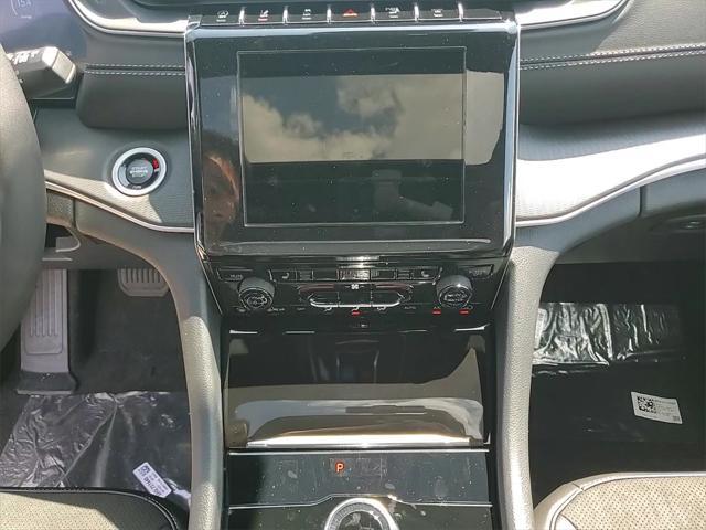 new 2025 Jeep Grand Cherokee L car, priced at $41,780