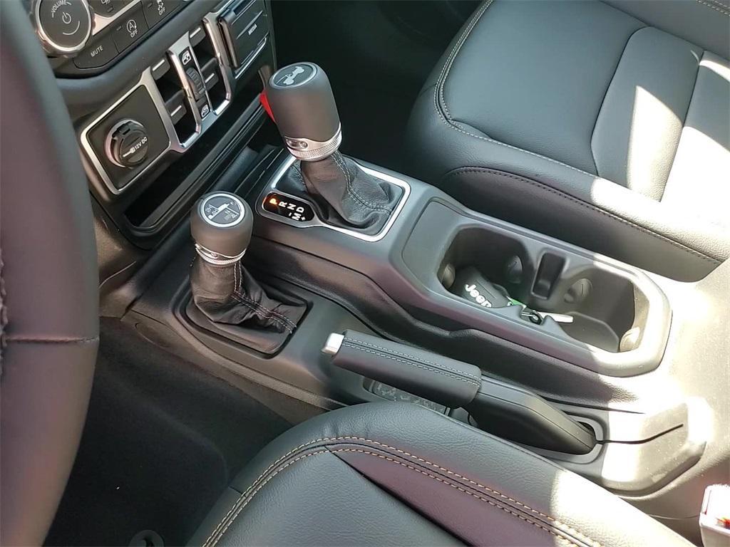 new 2025 Jeep Wrangler car, priced at $49,208