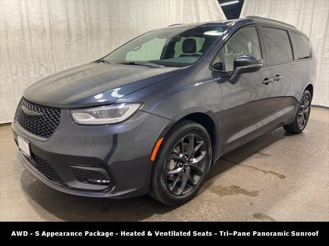 used 2021 Chrysler Pacifica car, priced at $33,561