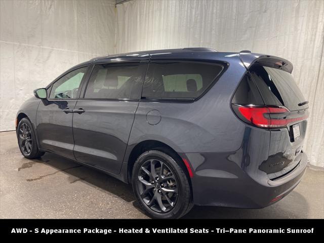 used 2021 Chrysler Pacifica car, priced at $33,561