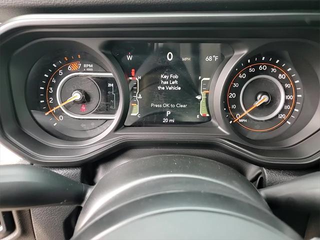 new 2025 Jeep Wrangler car, priced at $46,140