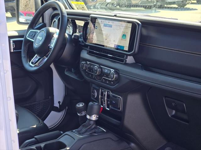 new 2025 Jeep Wrangler car, priced at $55,559