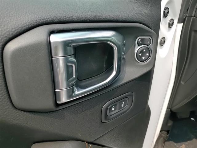 new 2025 Jeep Wrangler car, priced at $54,115