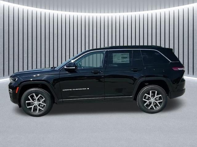 new 2025 Jeep Grand Cherokee car, priced at $42,510