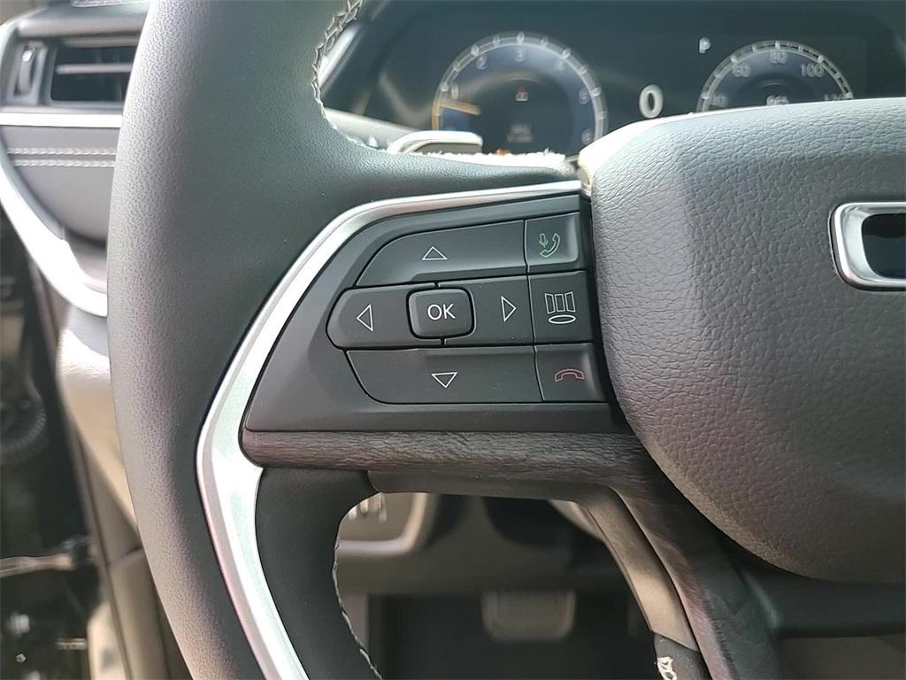 new 2025 Jeep Grand Cherokee car, priced at $43,759