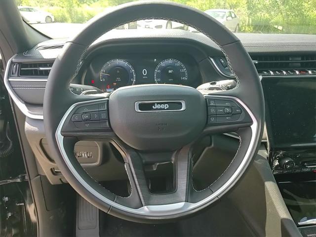 new 2025 Jeep Grand Cherokee car, priced at $42,510