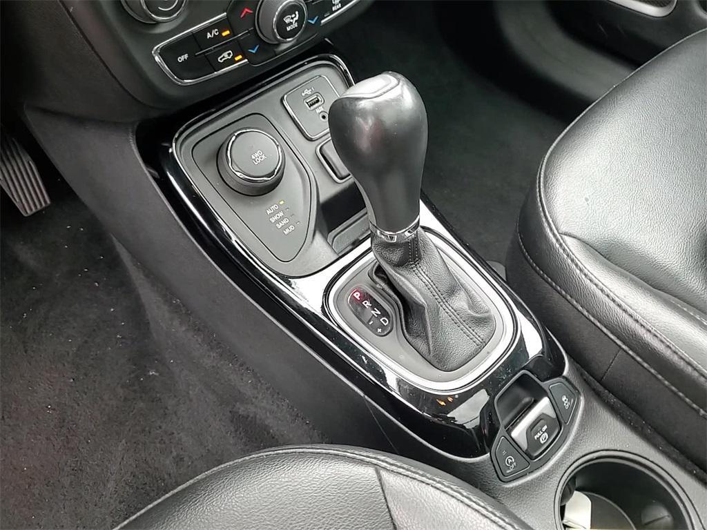 used 2020 Jeep Compass car, priced at $21,402
