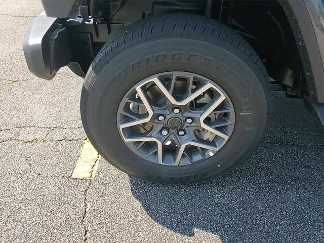 new 2025 Jeep Wrangler car, priced at $51,620