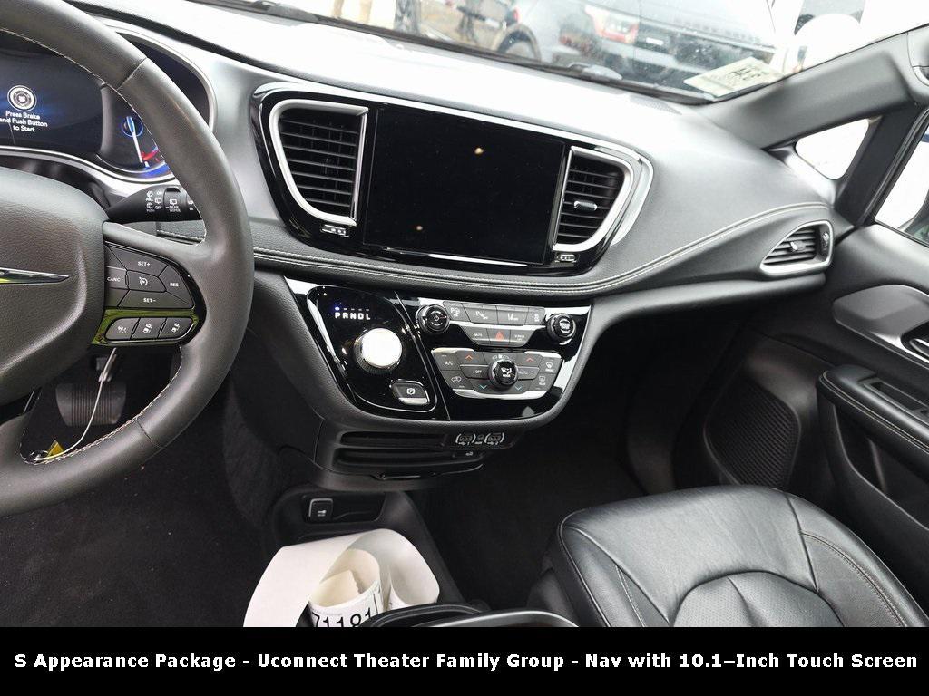 used 2022 Chrysler Pacifica Hybrid car, priced at $24,995