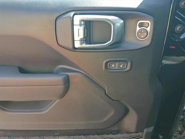 new 2025 Jeep Gladiator car, priced at $41,905