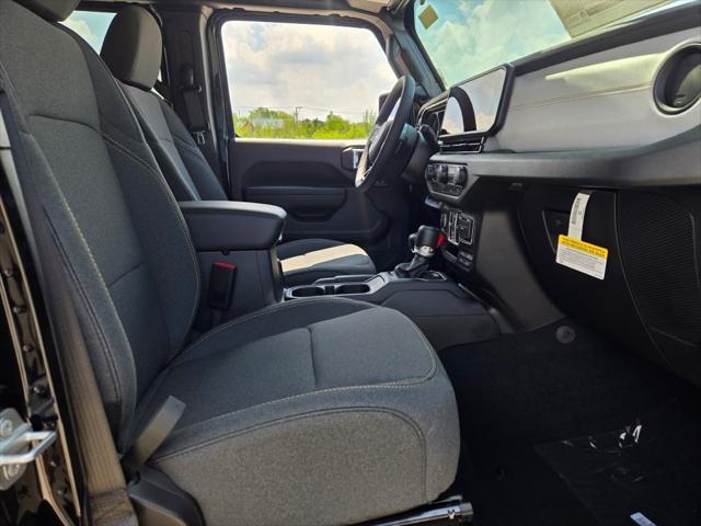 new 2025 Jeep Gladiator car, priced at $39,905