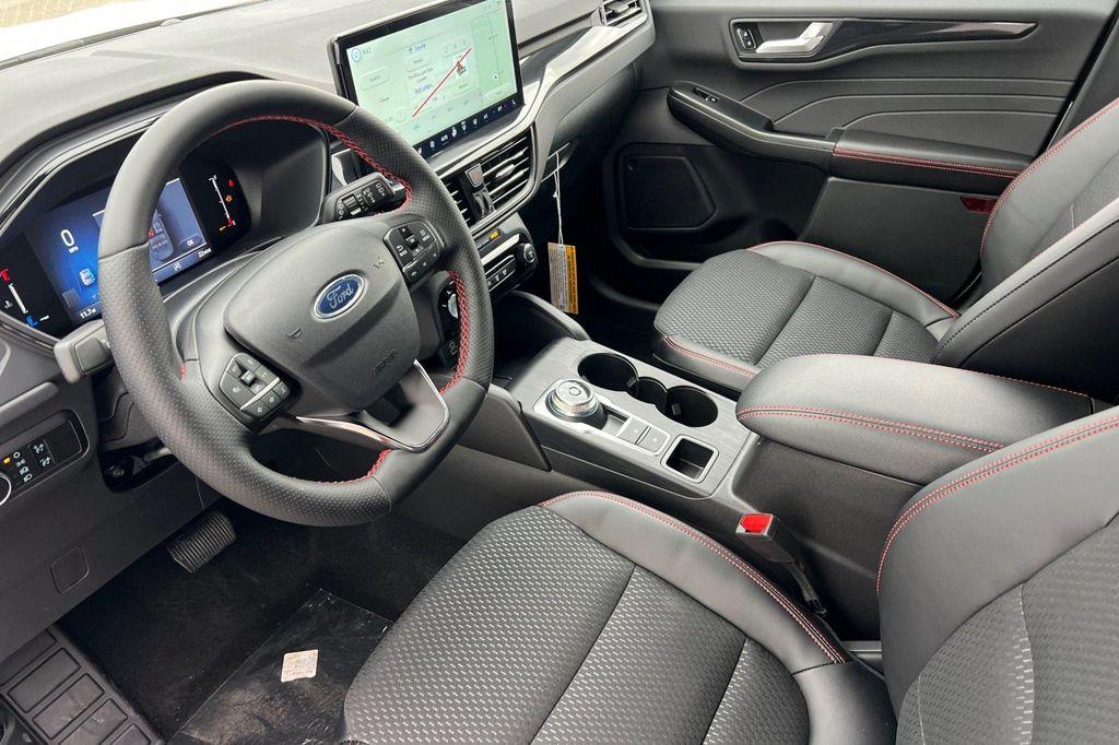 new 2025 Ford Escape car, priced at $29,286