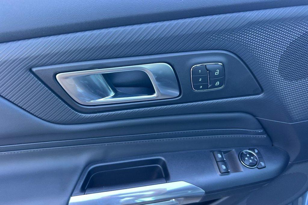new 2025 Ford Mustang car, priced at $44,195
