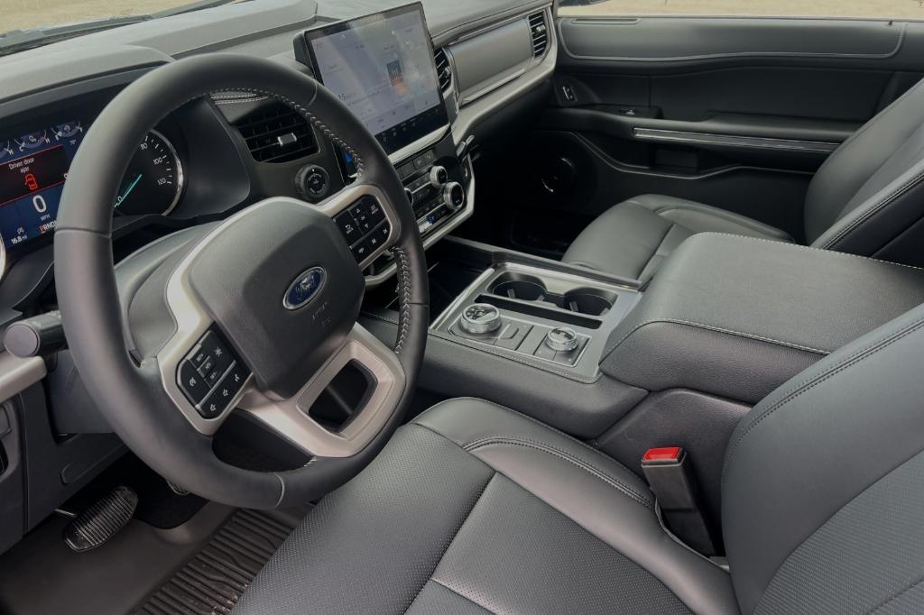 new 2024 Ford Expedition Max car, priced at $67,025