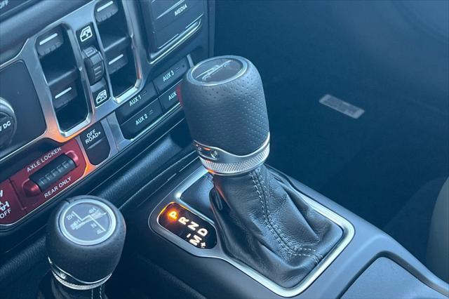new 2025 Jeep Gladiator car, priced at $53,653