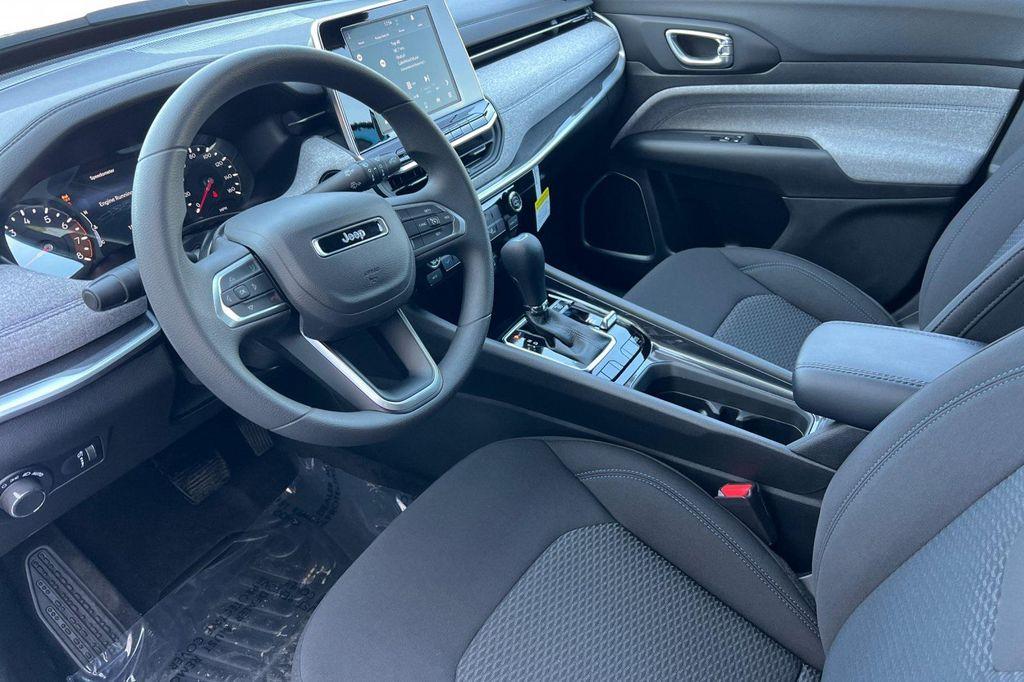 new 2025 Jeep Compass car, priced at $27,446