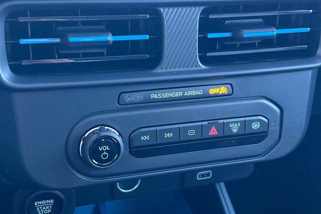 new 2025 Ford Maverick car, priced at $34,322