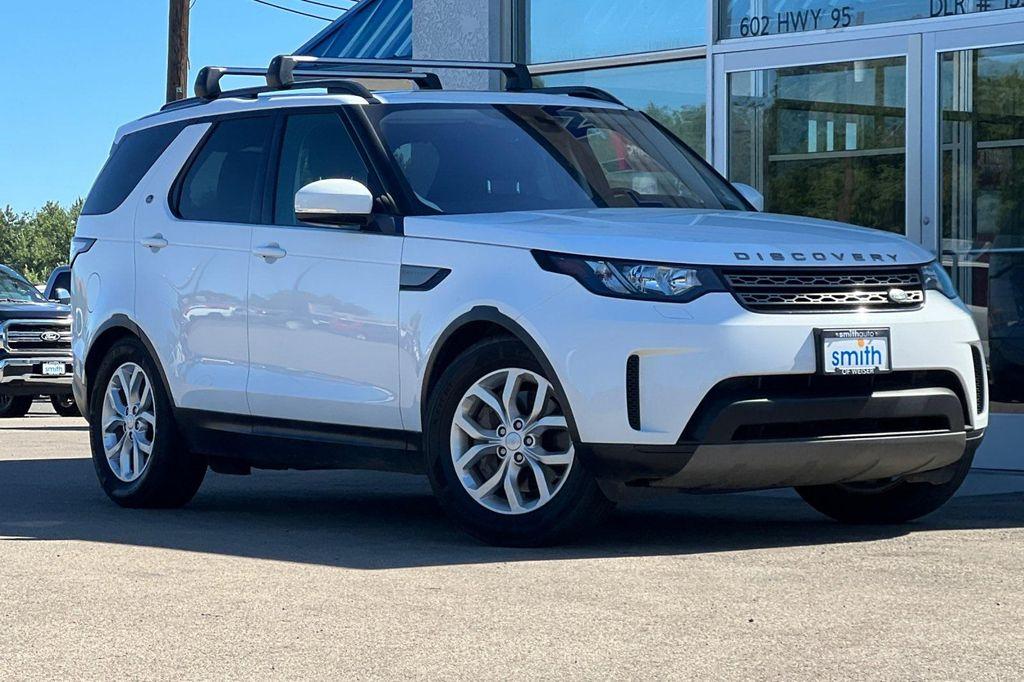 used 2018 Land Rover Discovery car, priced at $15,995