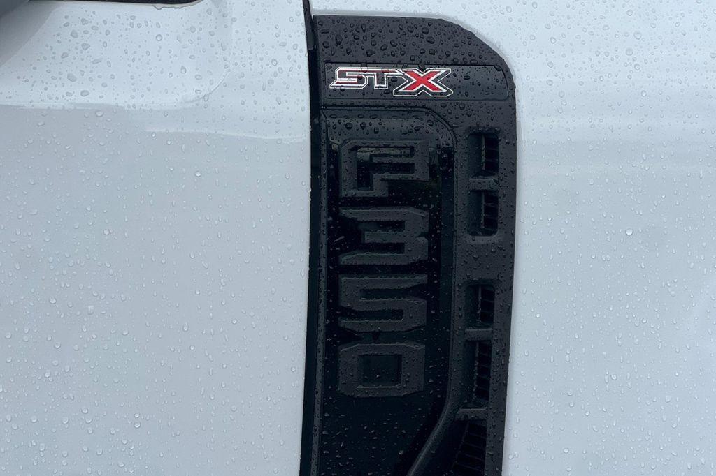 new 2025 Ford F-350 car, priced at $60,600