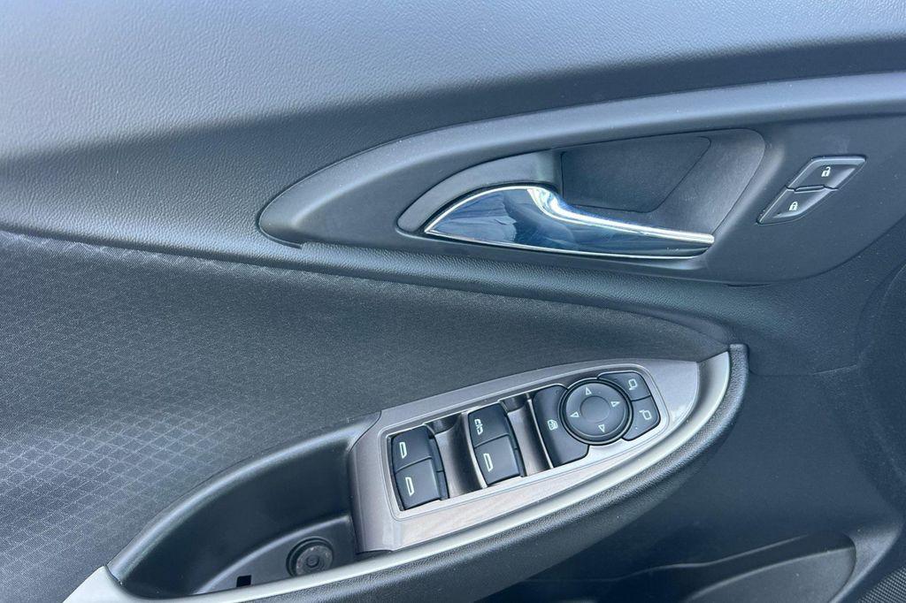used 2022 Chevrolet Malibu car, priced at $18,996