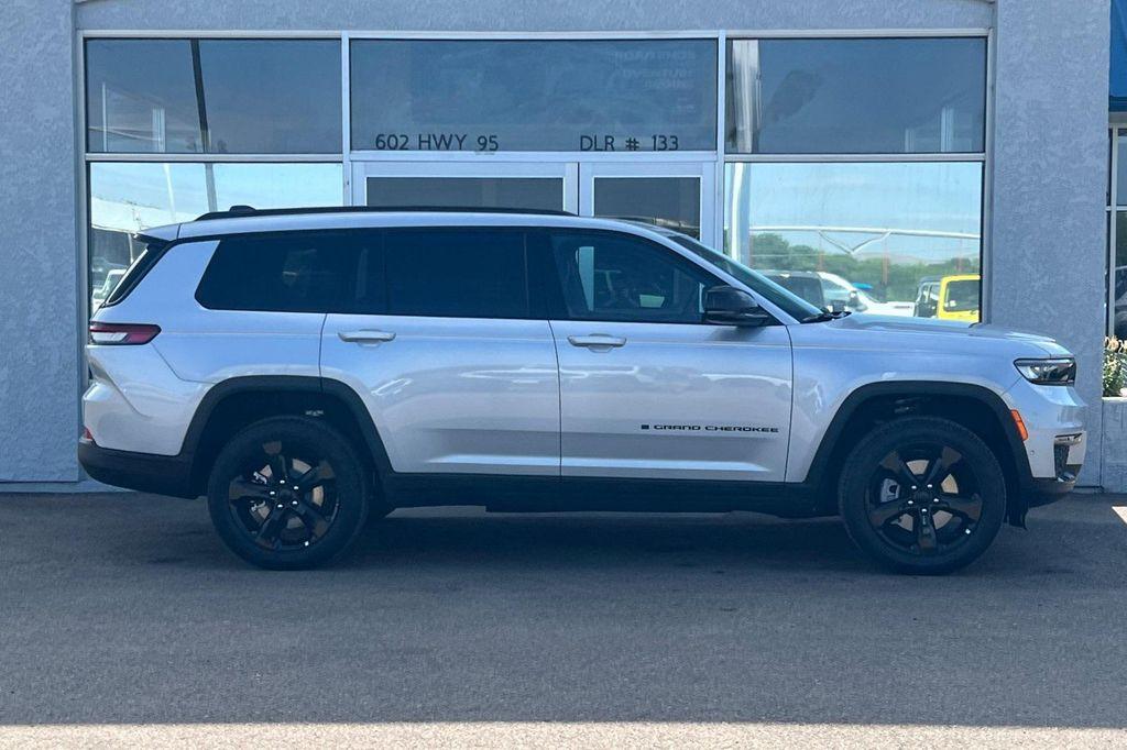 new 2025 Jeep Grand Cherokee L car, priced at $53,937
