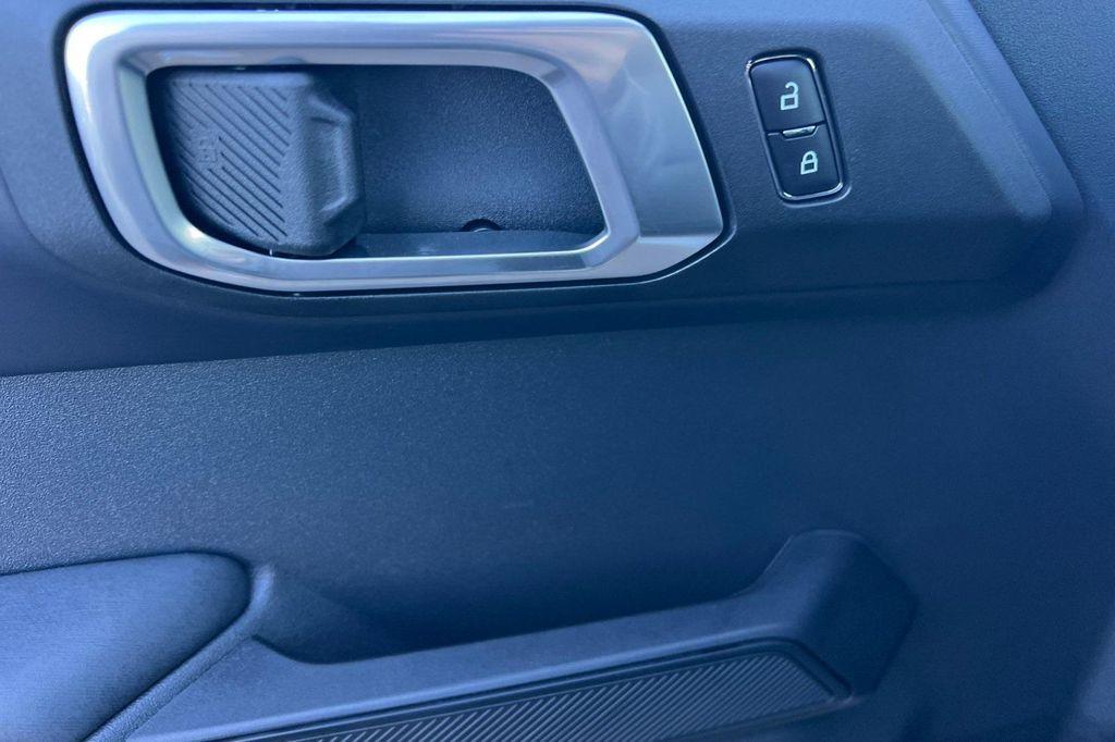 new 2025 Ford Bronco car, priced at $59,836