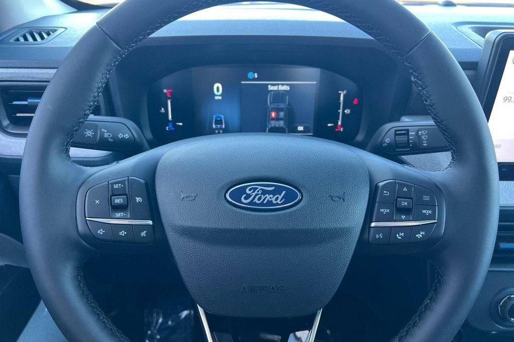new 2025 Ford Maverick car, priced at $32,254