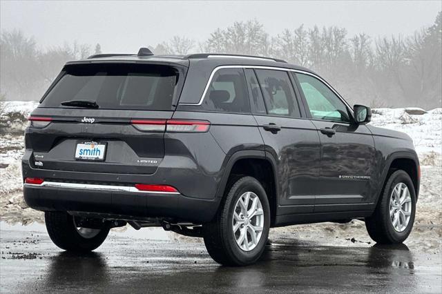 new 2024 Jeep Grand Cherokee car, priced at $52,245