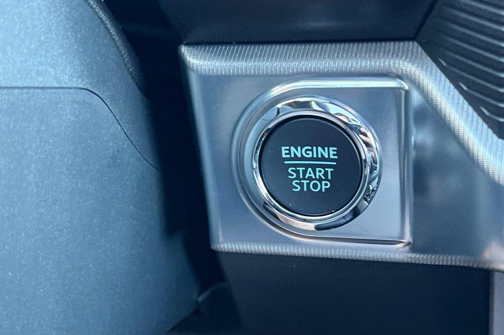 new 2025 Ford F-150 car, priced at $70,286