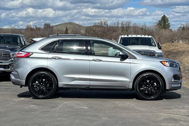 new 2024 Ford Edge car, priced at $40,480