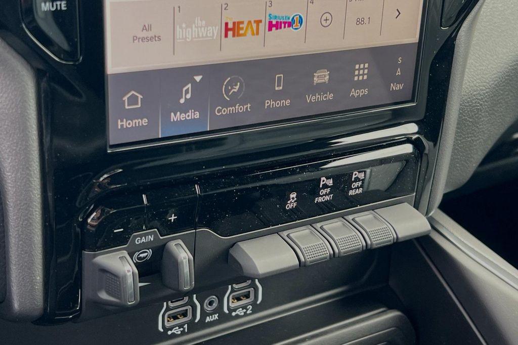 new 2025 Ram 1500 car, priced at $52,074