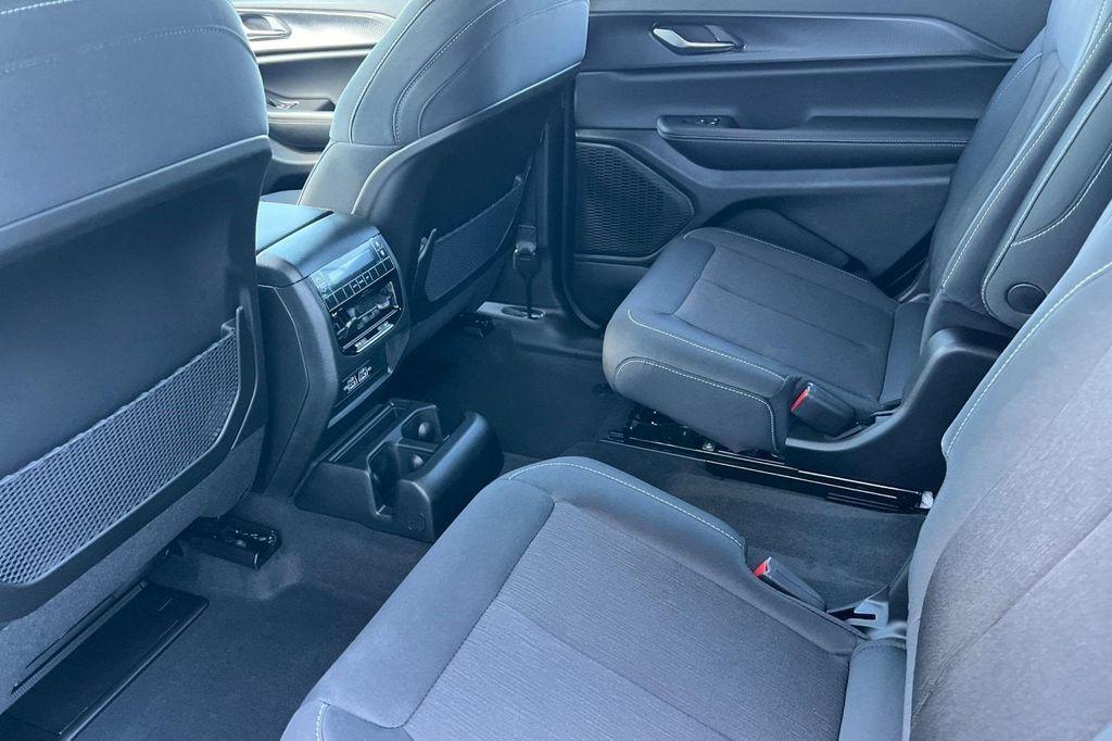 new 2025 Jeep Grand Cherokee L car, priced at $37,503