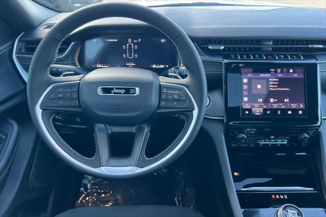 new 2025 Jeep Grand Cherokee L car, priced at $39,673