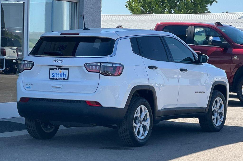 new 2025 Jeep Compass car, priced at $26,916
