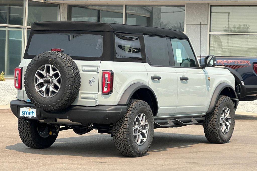 new 2024 Ford Bronco car, priced at $49,692