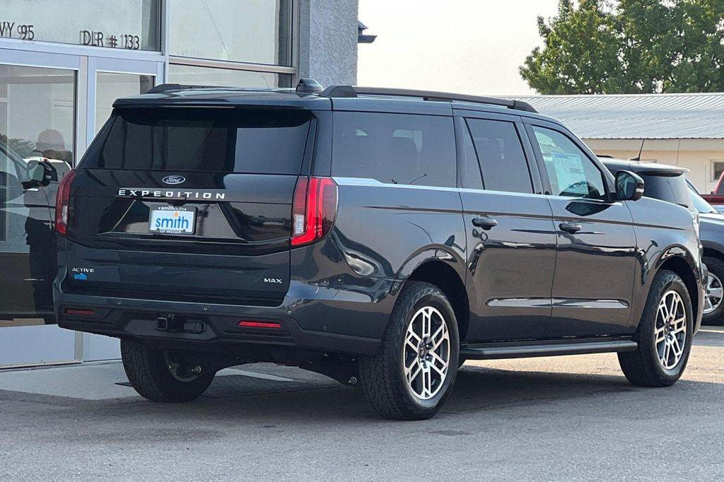 new 2025 Ford Expedition Max car, priced at $75,385