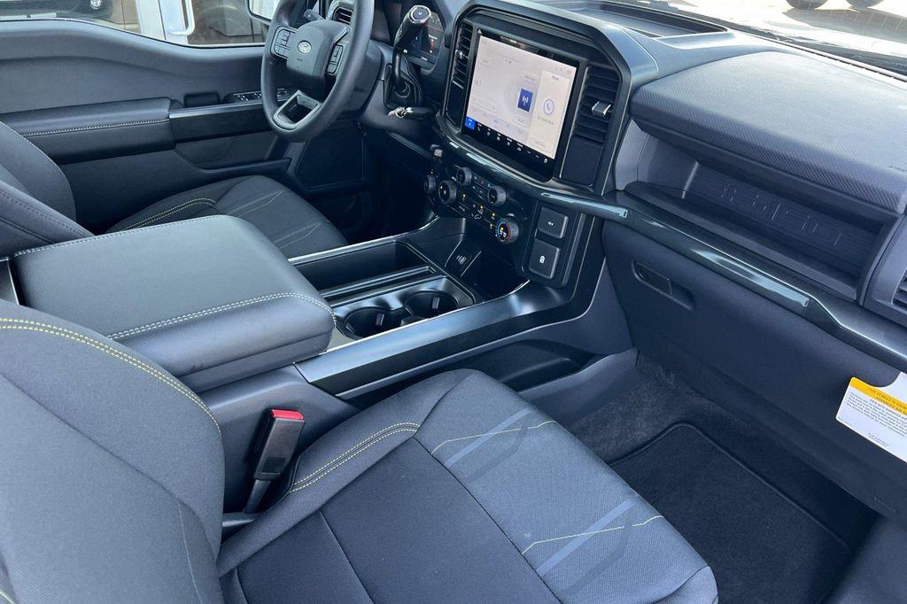 new 2025 Ford F-150 car, priced at $48,962