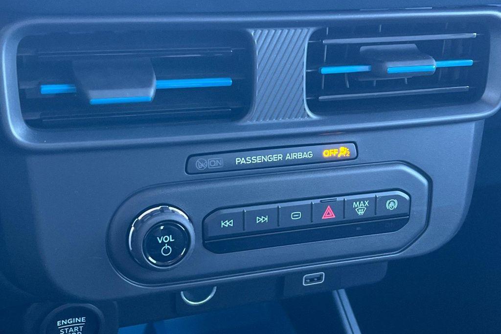 new 2025 Ford Maverick car, priced at $32,616