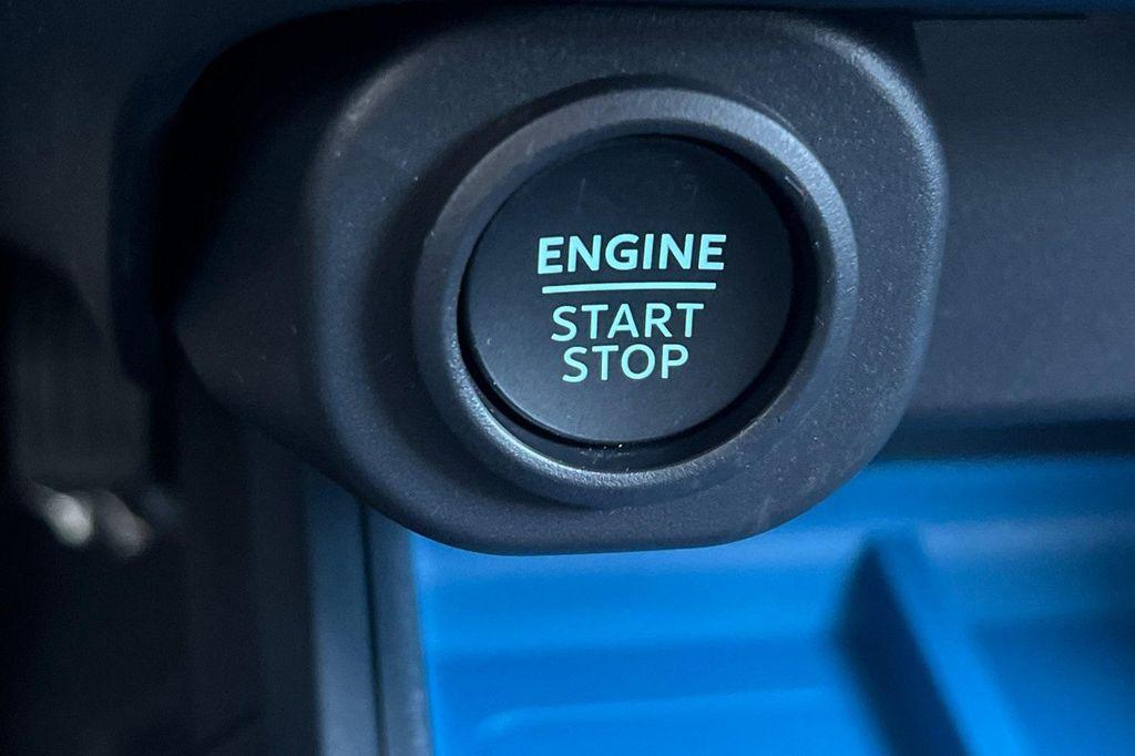 new 2025 Ford Maverick car, priced at $32,616