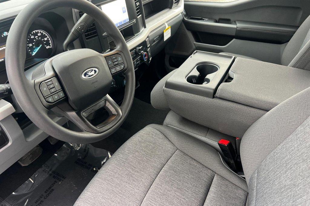 new 2025 Ford F-250 car, priced at $64,685