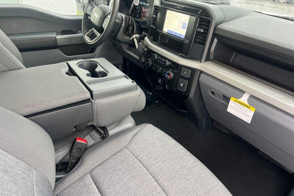 new 2025 Ford F-250 car, priced at $64,685