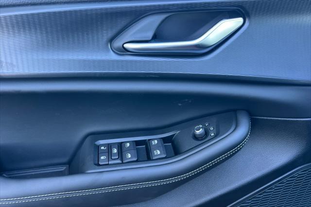 new 2025 Jeep Grand Cherokee car, priced at $43,964