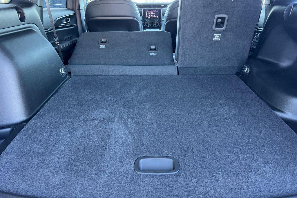 new 2025 Jeep Grand Cherokee car, priced at $43,308
