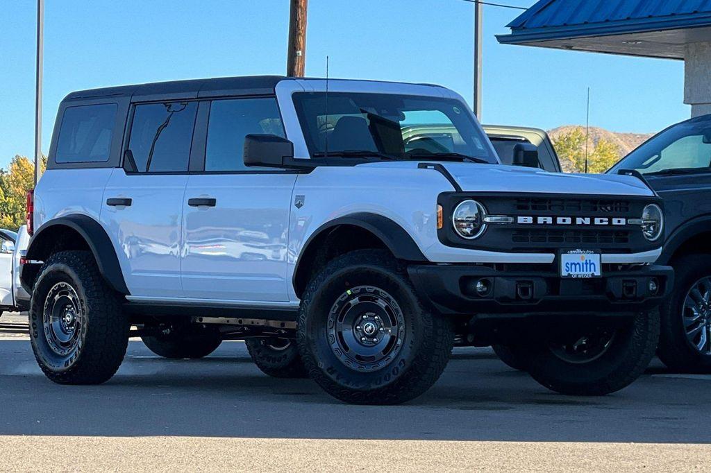 new 2025 Ford Bronco car, priced at $51,284