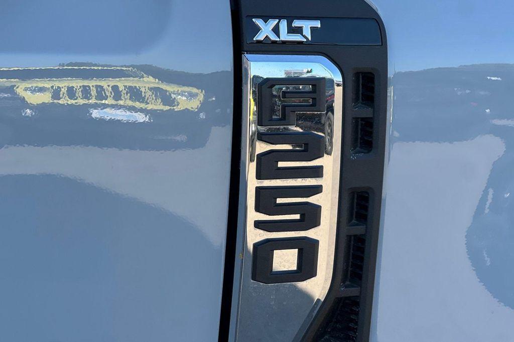new 2025 Ford F-250 car, priced at $67,447